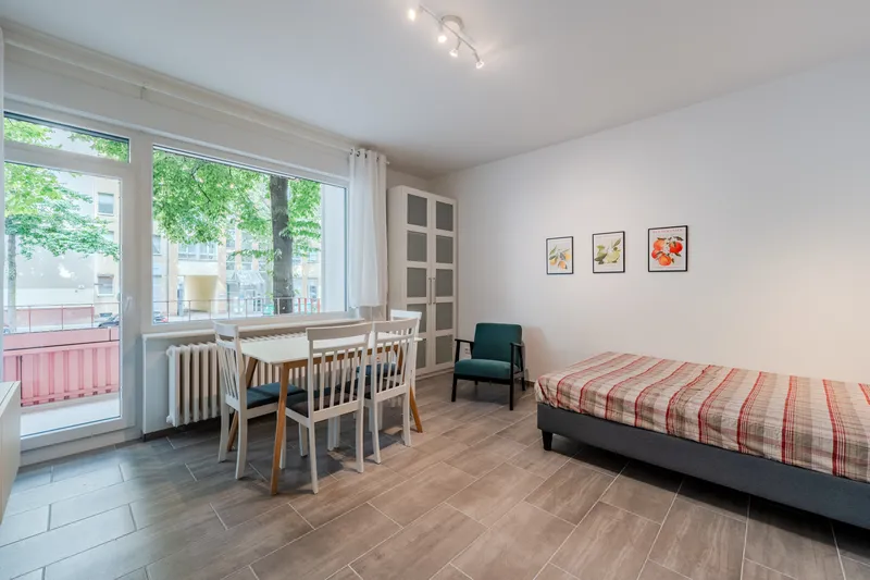 Befristet für 18 Monate - Gemütliche Wohnung in Moabit mit Balkon — photo 1